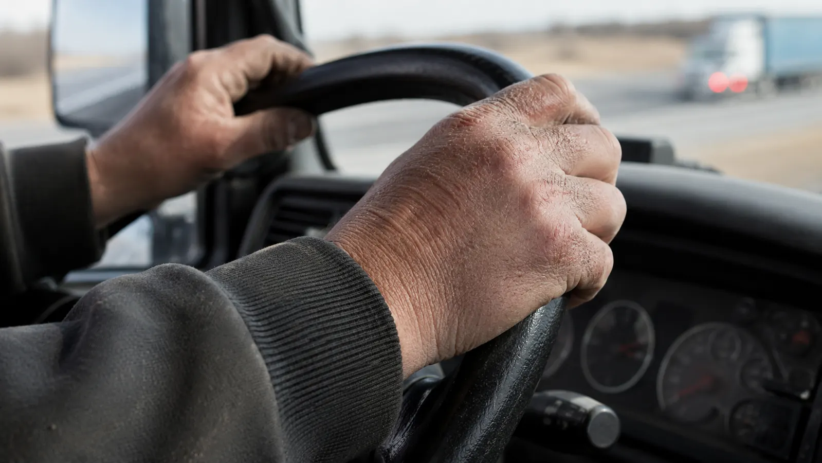 10 Reasons Working Hands Fixes Cracked, Dry Skin Fast